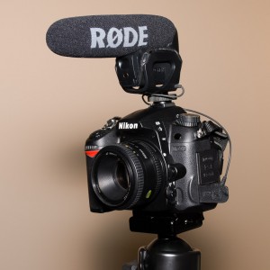 Nikon D7000 with Rode Videomic Pro